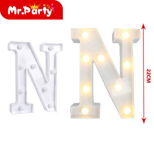 Letra n de plástico iluminada de 22 cm (12paquetes)