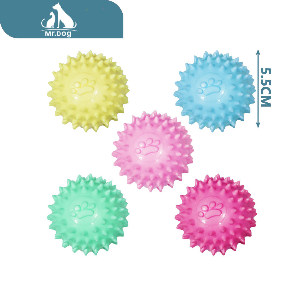 Juguete para mascota 086 bola de espinas triangular 5,5×5,5 cm paq. con 12 pzas