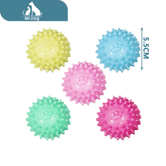 Juguete para mascota 086 bola de espinas triangular 5,5×5,5 cm paq. con 12 pzas